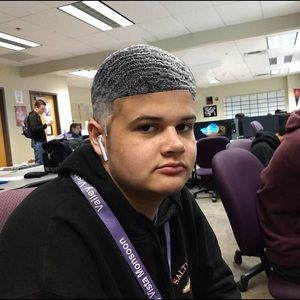 Meet your Posher, Stone